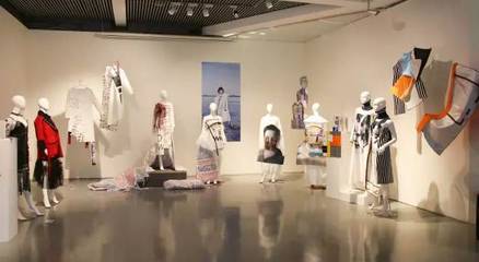 思變·蝶變 中國美術(shù)學(xué)院上海設(shè)計學(xué)院2017屆服裝與服飾設(shè)計專業(yè)畢業(yè)設(shè)計展